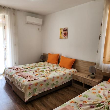 Guest House Ares Созополь Екстер'єр фото