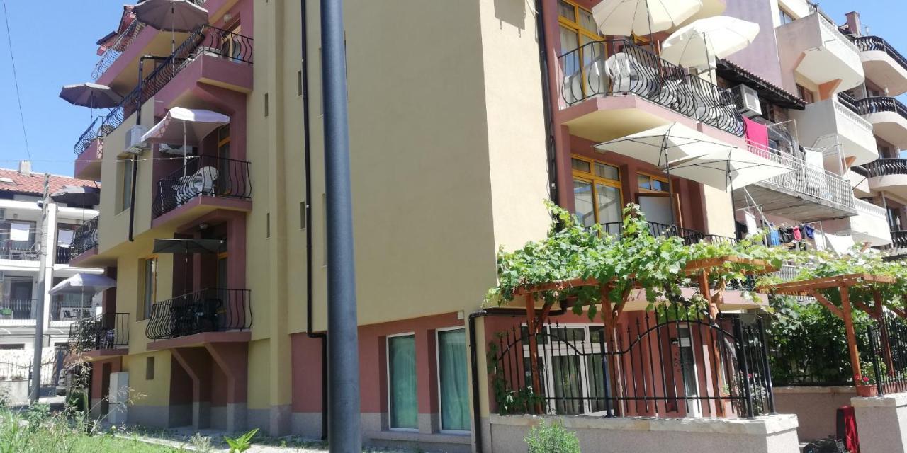 Guest House Ares Созополь Екстер'єр фото