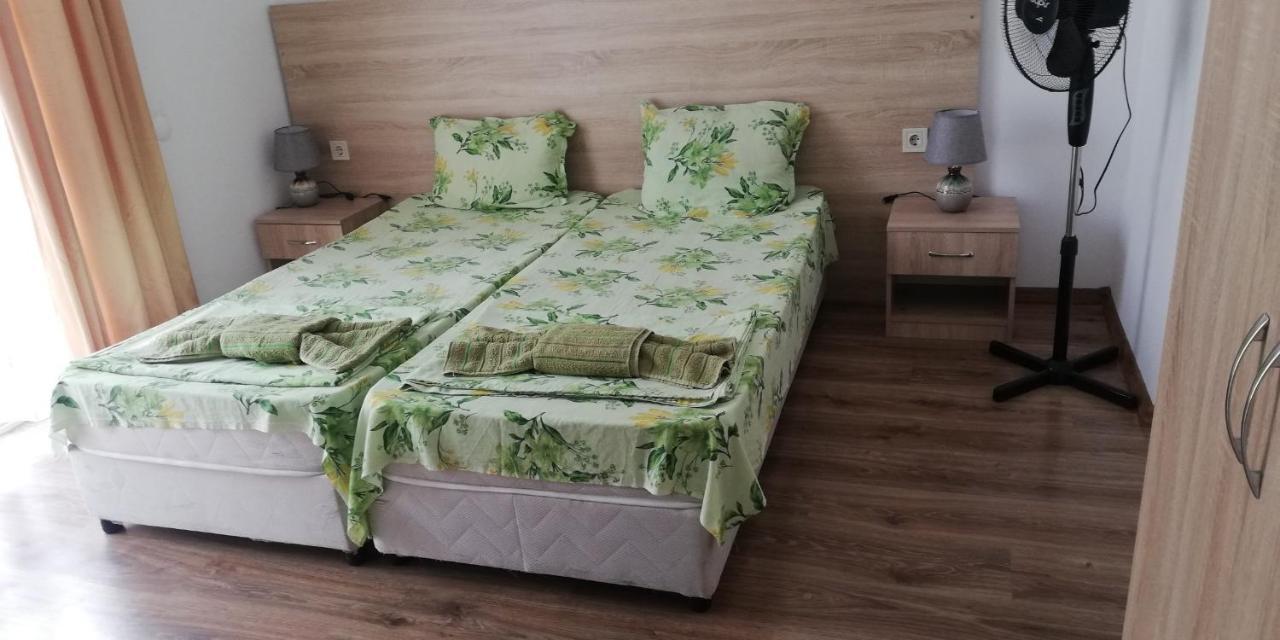 Guest House Ares Созополь Екстер'єр фото