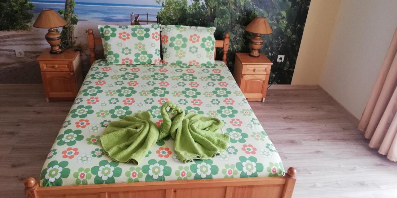 Guest House Ares Созополь Екстер'єр фото